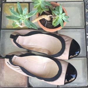 Cole Haan Deltona Gore Ballet Flat In Nude & Black